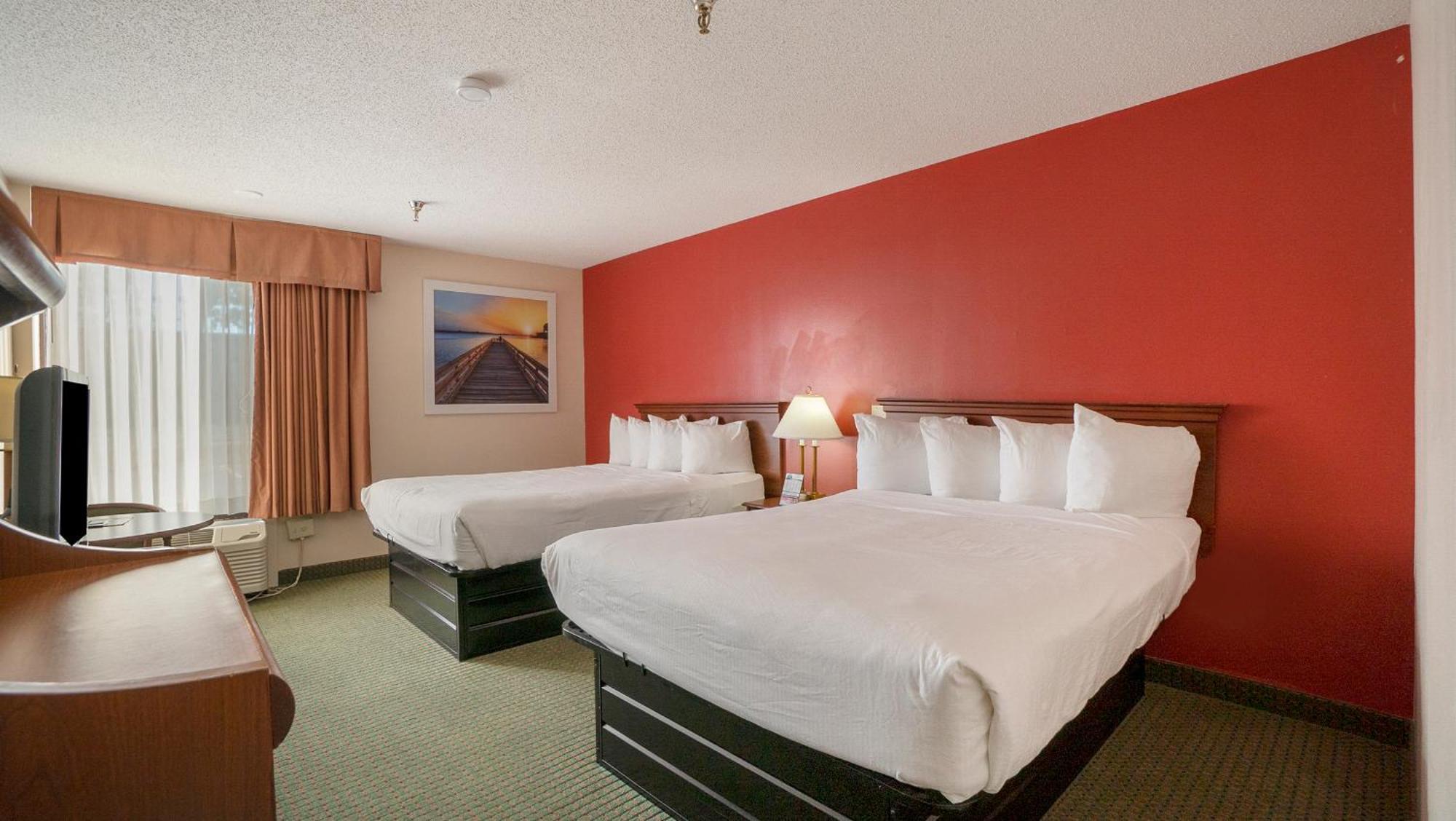 Days Inn & Suites By Wyndham Mt Pleasant Mount Pleasant Zimmer foto