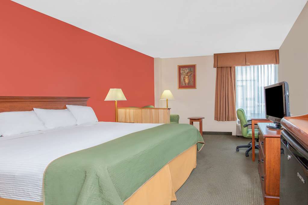 Days Inn & Suites By Wyndham Mt Pleasant Mount Pleasant Zimmer foto